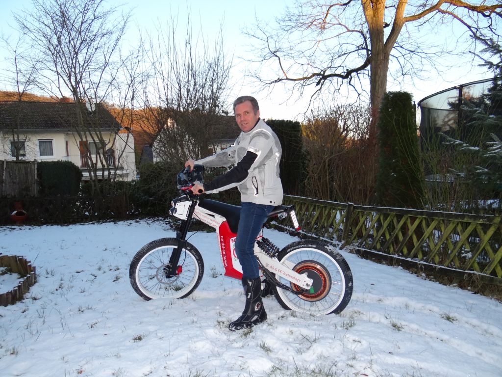 ELMoto Bike